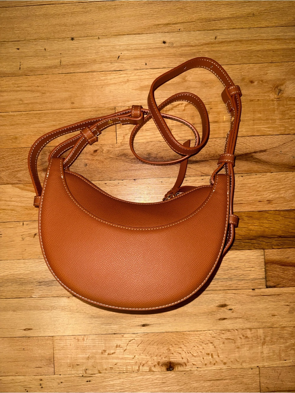 NEW Women's Crescent Crossbody Bag in Tan - Picture 5 of 6